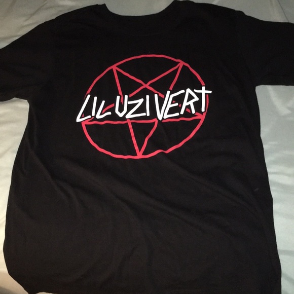 lil uzi shirt hot topic